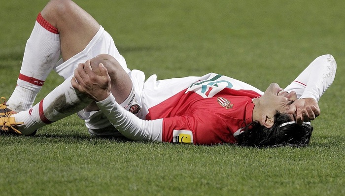 十字韧带损伤后患无穷 美国业余体育界也受伤病困扰