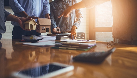 房企；融资；现金流