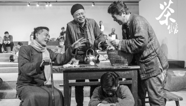 艺讯 | 四川人艺川话版《茶馆》1130北京首演 百老汇经典音乐剧《金牌制作人》全国巡演