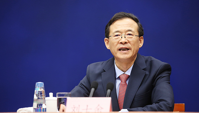 证监会新一届发审委集体亮相 刘士余：将成立发行监察委