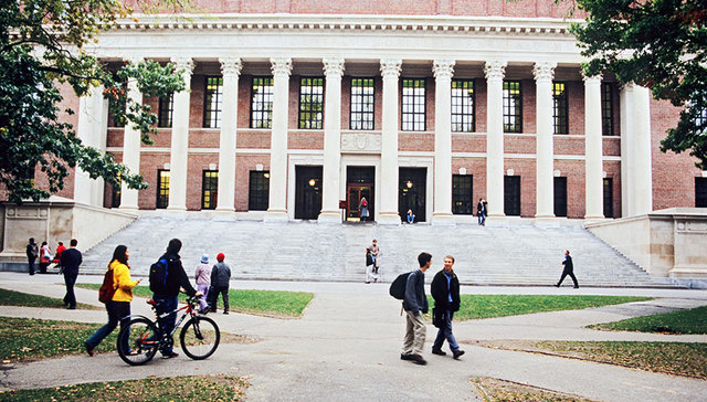 哈佛大学