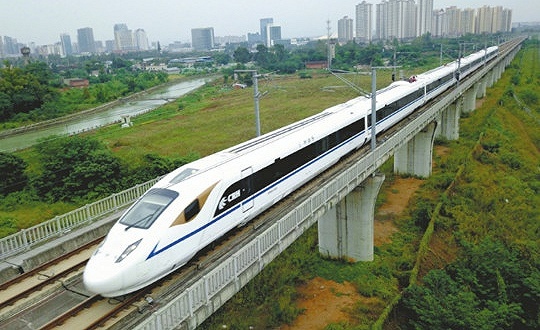 西成高铁今起模拟运行 成都4小时到西安8小时到北京