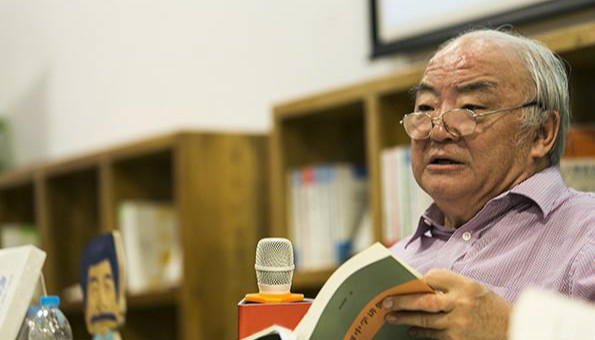 钱理群：在今天学习鲁迅 就是要使自己成为机器人不能替代的人