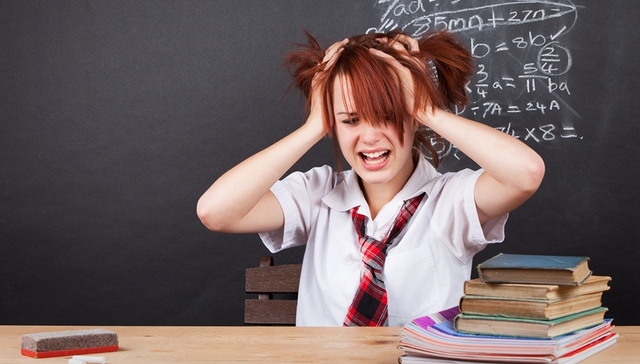 新西兰,数学考试,高中,哭,老师,难