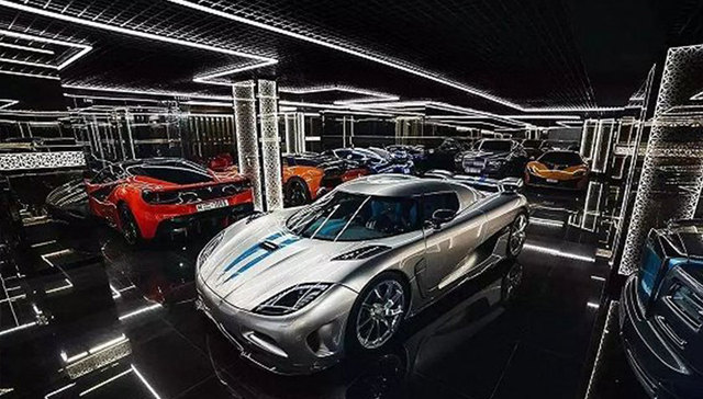 拿着一百万去迪拜车展 一分钱我也花不出去