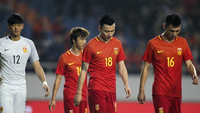 【体育晚报】FIFA排名国足列亚洲第五 足协杯决赛次回合迎美国裁判