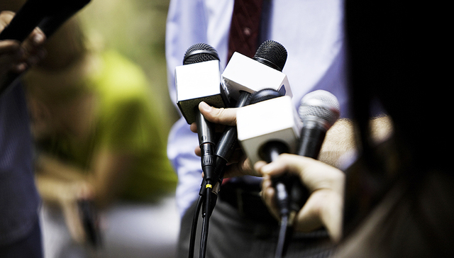 冯俊峰,部队官兵,答记者问,政委,老虎团,传闻,幼儿园园长,团干部,军队,此事