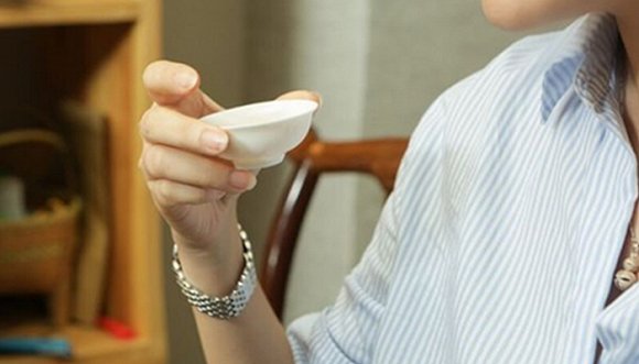 空腹喝茶