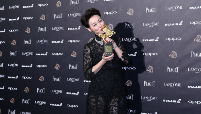 拿下金像奖半年后  惠英红获54届金马奖最佳女主角