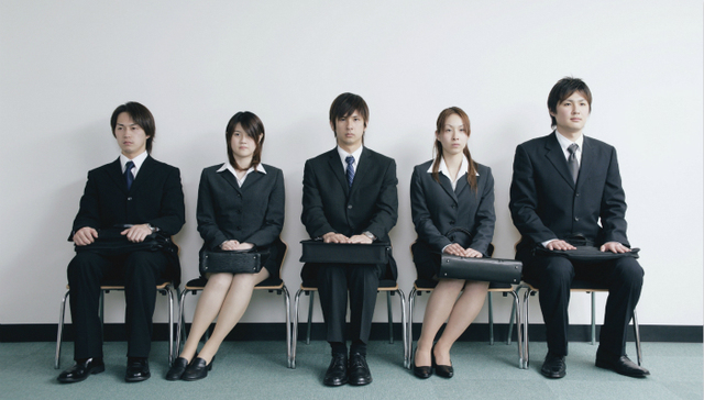 美国亚裔职场困境：求职易 升职难