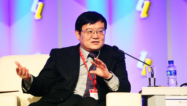 全国工商联十二大闭幕 新一届执委中非公经济人士占近七成