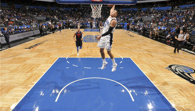 戈登40分魔术胜雷霆结束9连败 勇士鏖战加时险胜湖人