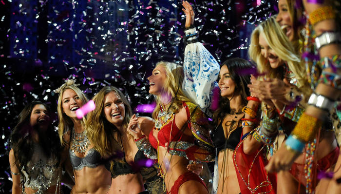 上海的这次维密大秀 模特和收视率双双扑街