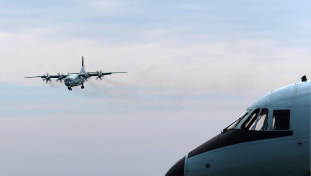 中国空军运-9机群奔袭数千公里演练岛礁空投