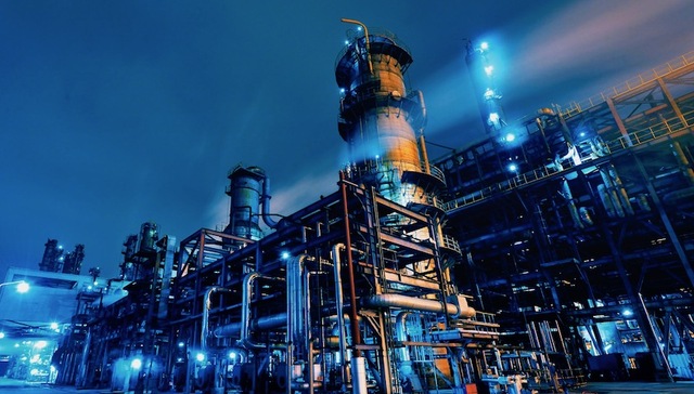 【财经24小时】国务院提出进一步扩大军工开放 发改委告诫天然气企业规范价格行为