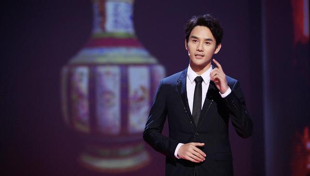 文物,国家宝藏,节目形态,选秀,千里江山图,综艺,王希孟,石鼓,张国立,小编