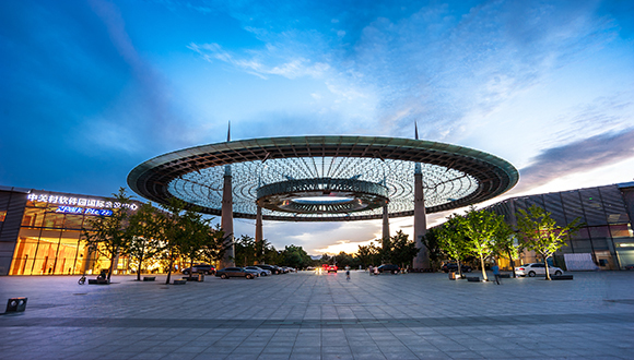 中国出口产品附加值偏低的原因在哪里？