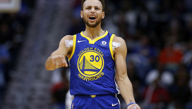 库里31分率勇士逆转鹈鹕 詹姆斯23分骑士豪取12连胜