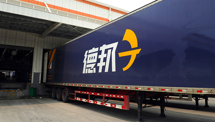 起了大早却赶上晚集  德邦终于等来上市