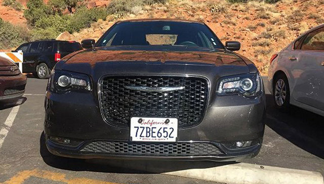 克莱斯勒300S：走下坡路的全尺寸轿车还有机会赢得客户吗