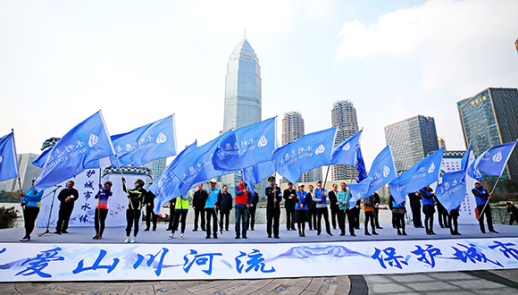 【财经24小时】肖亚庆称国企混改需要长周期 保定易县将建中国首个零碳小镇