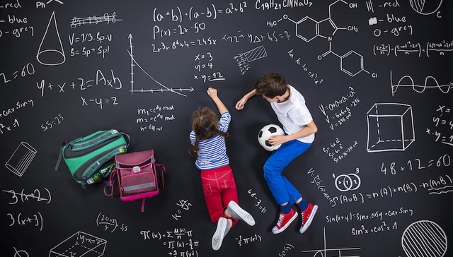 在线教育,营收,教育市场,VIPKID,CCtalk,Hitalk,AI,教育行业,教育类,沪江