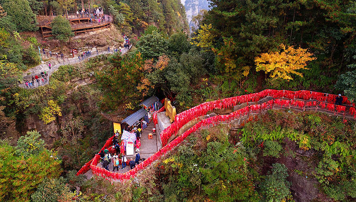 剧团,艺术形式,扶贫政策,懒汉脱贫,装穷,马儿,阳戏,永定区,小品,文化扶贫