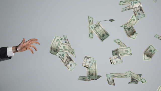 世龙实业,分红,收购