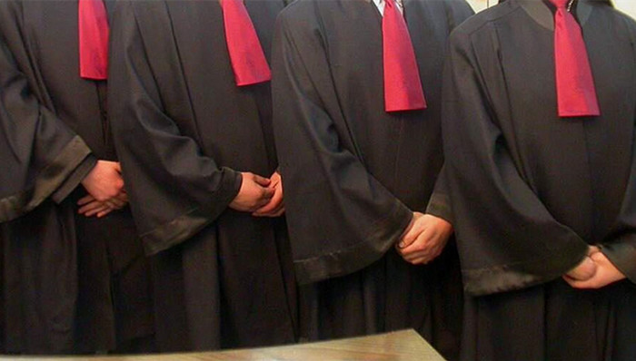 律师,庭审,活埋