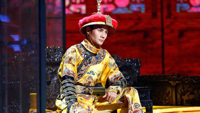 我在看《国家宝藏》，还是鉴宝版“演员的诞生”？