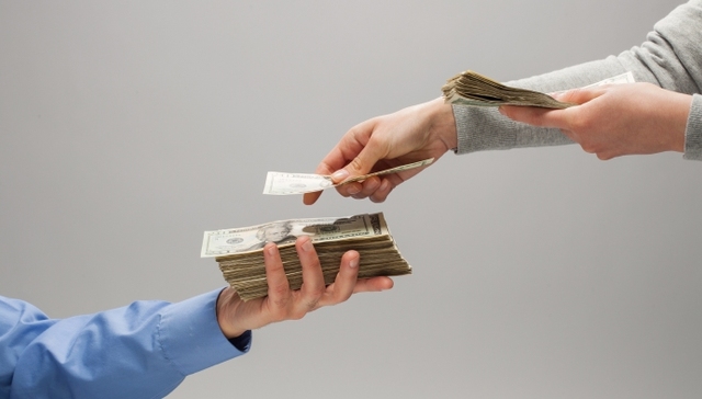 任泽平,方正证券,年薪,薪酬水平,王冬青,瀚华,恒大,大满贯冠军,跳槽,中国经济周刊