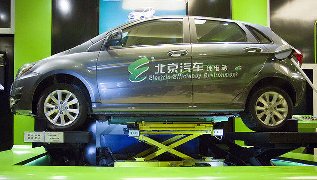 又一家车企宣布了在华禁售燃油车时间表