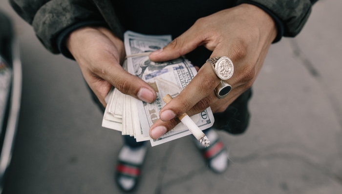 支付宝,通知,现金贷,借款人,小额贷款,套路,核心业务,银行间市场,贬值,身份焦虑