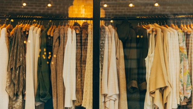 摩拜,梁亮,休闲女装,多啦衣梦,共享衣服,截图,APP,致歉信,微信,贴吧