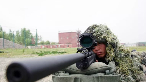 【十九大代表风采】李玉峰：时刻准备着！反恐战场上 分秒间较量生死！