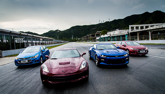 传承百年赛车基因 雪佛兰高性能车系赛道上演速度狂飙