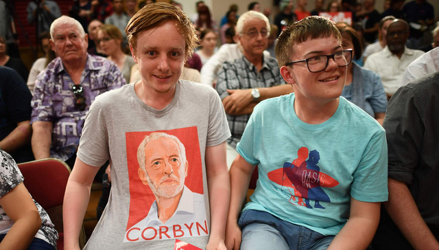 牛津词典年度热词公布 青年影响力完胜“蹭热点”