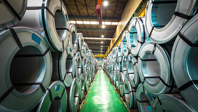 中国政府叫停违法违规电解铝产能1034万吨