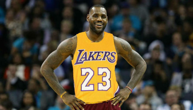 告别科比追逐詹姆斯？洛杉矶还在等待巨星降临