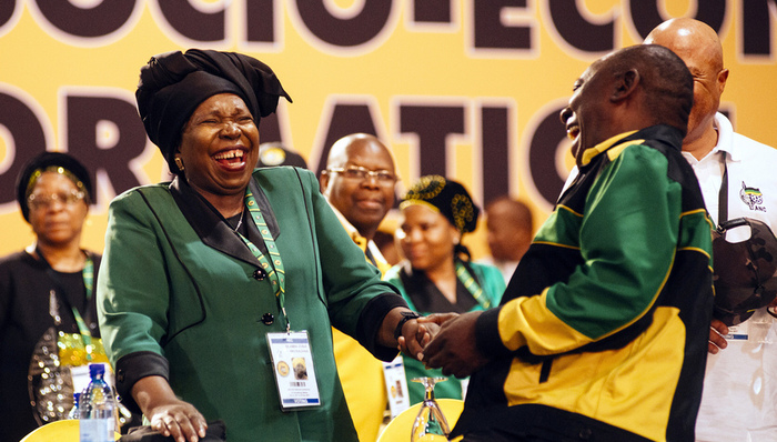 权力游戏,非洲政治,南非