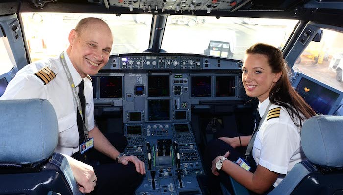 已有超过千名外籍机长服务中国航空公司 他们凭借什么拿到百万年薪