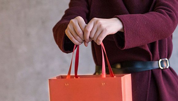 送外国友人只能选红茶？人家已经开始品饮乌龙、普洱、花茶了！