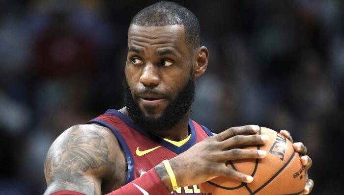 勒布朗·詹姆斯