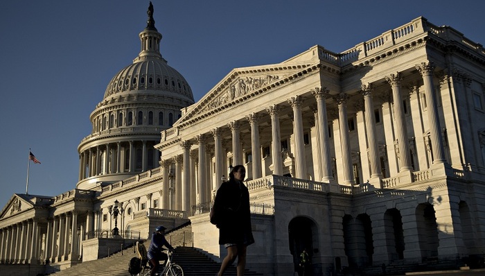 经济世界观,美国政治