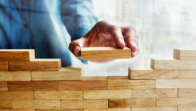 债务激增、人事变动频繁 中交系整合艰难前行