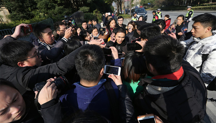 杭州保姆纵火案,辩护律师,莫焕晶