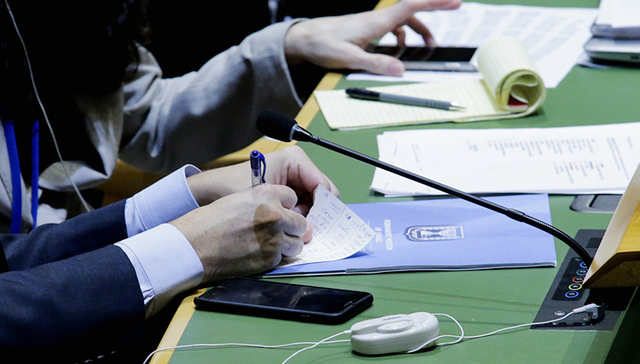 联合国大会通过决议：改变耶路撒冷地位的决定和行动无效