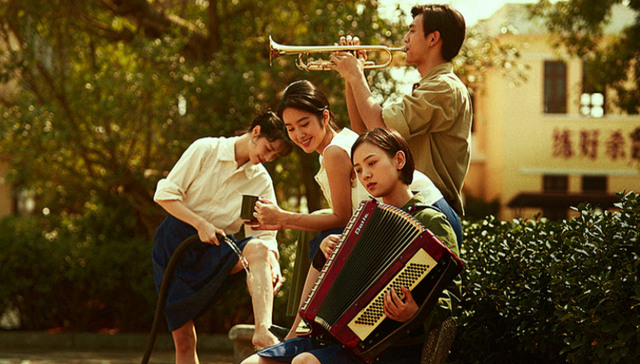 芳华,,历史,,影像