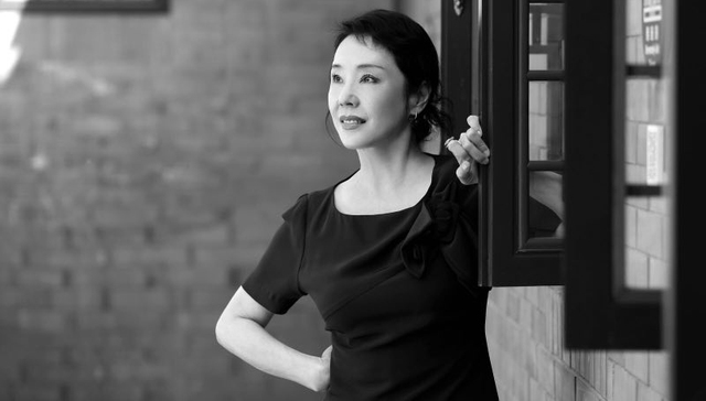 拼贴、讨巧与落后的女性观：严歌苓笔下的大历史小人物