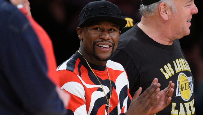 【体育明星日常】梅威瑟约科比单挑篮球 众星喜气洋洋过圣诞